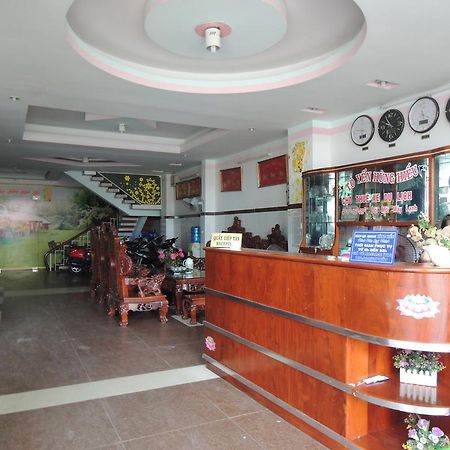 Hung Hieu Hotel Ми Тхо Екстериор снимка